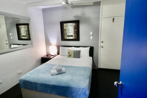 Hideaway Noosa Men Only Beach Resort - Grafton Accommodation 1
