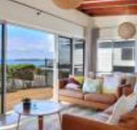 Seakissed Beach House - Grafton Accommodation