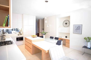 BOUTIQUE STAYS - The Residence - Grafton Accommodation 1