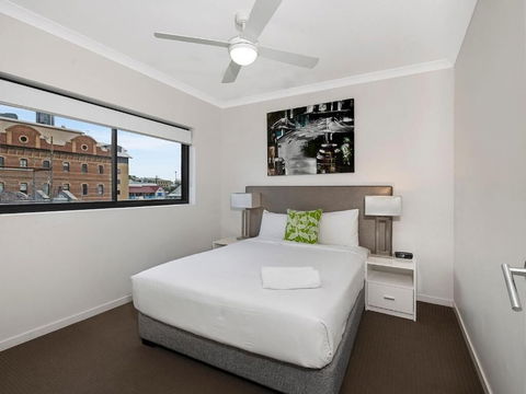 Atrio Apartments - Grafton Accommodation 5