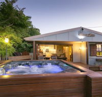 The Beachside Cottages - Grafton Accommodation