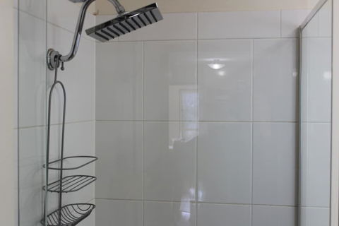 Australian Home Away At East Doncaster Andersons Creek 1 - Grafton Accommodation 5