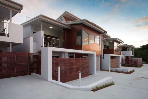 Albany Waves - Grafton Accommodation 2