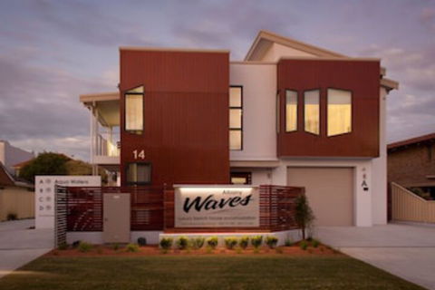 Albany Waves - Grafton Accommodation 0