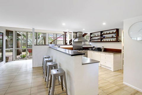 A Perfect Stay - Jimmy's Beach House - Grafton Accommodation 4