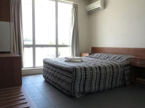 Upper Ross Hotel - Grafton Accommodation 1