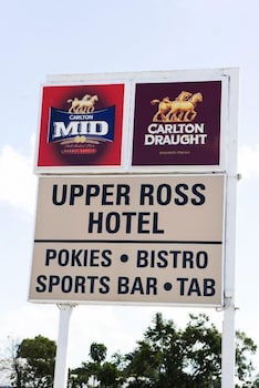Upper Ross Hotel - Grafton Accommodation 0