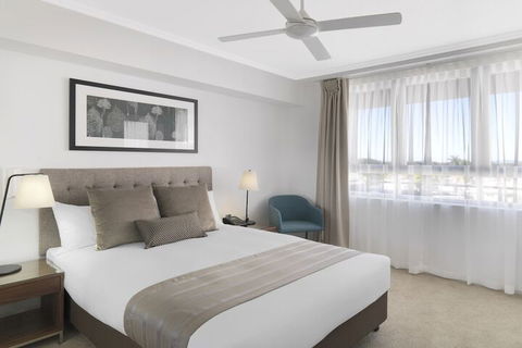 Oaks Mackay Carlyle Suites - Grafton Accommodation 4