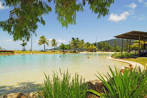 Colonial Court Beachfront Motel And Holiday Stay - Grafton Accommodation 1