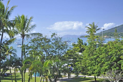 Colonial Court Beachfront Motel And Holiday Stay - Grafton Accommodation 7