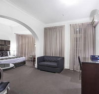 Monte Pio Hotel  Conference Centre - Grafton Accommodation