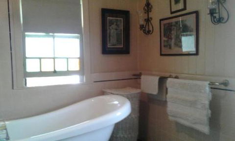 Marys Place B & B - Grafton Accommodation 5