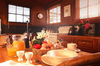 Keefer's Cottage - Grafton Accommodation 1