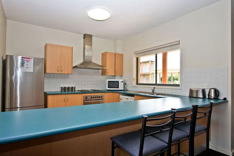 Cosmopolitan Apartments - Grafton Accommodation 3