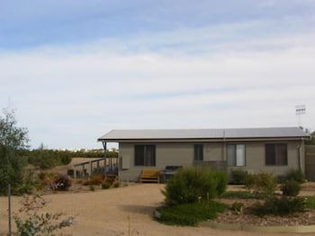 Linger Longer Accommodation SA - Grafton Accommodation 4