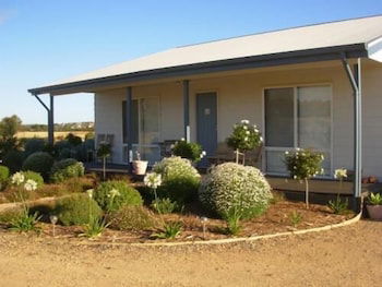 Linger Longer Accommodation SA - Grafton Accommodation 2