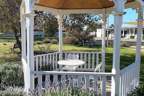 Gazebo Motor Inn - Grafton Accommodation 2