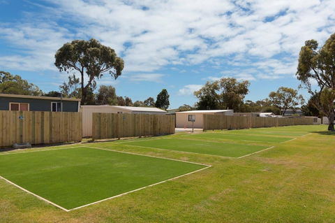 Victor Harbor Holiday & Cabin Park - Grafton Accommodation 4