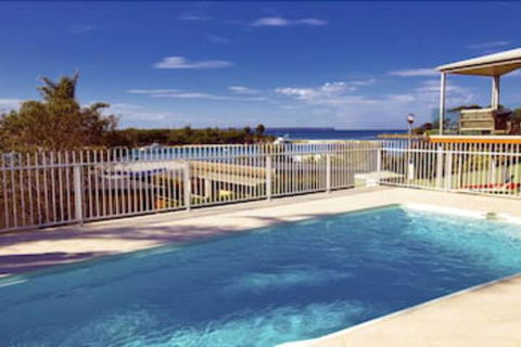 Anglesea Lodge - Grafton Accommodation 4