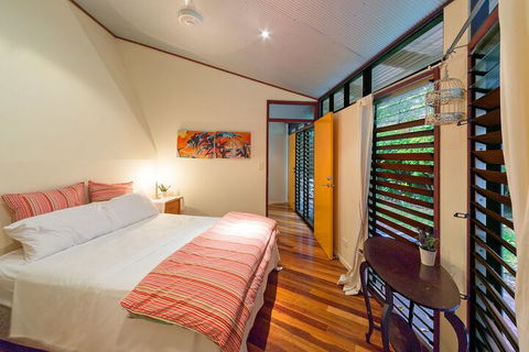 The Dome House - Grafton Accommodation 4