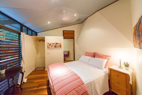 The Dome House - Grafton Accommodation 3