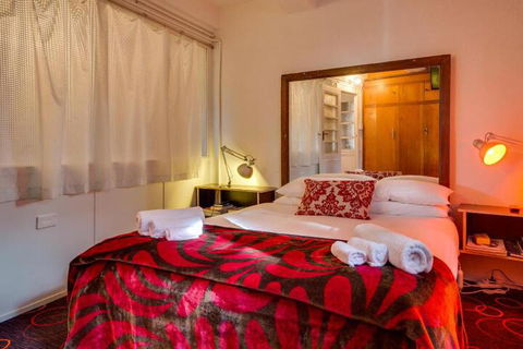 Last Villa - Grafton Accommodation 4
