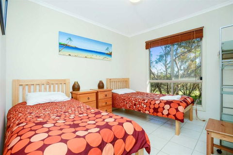 Cabernet Cottage - Grafton Accommodation 1