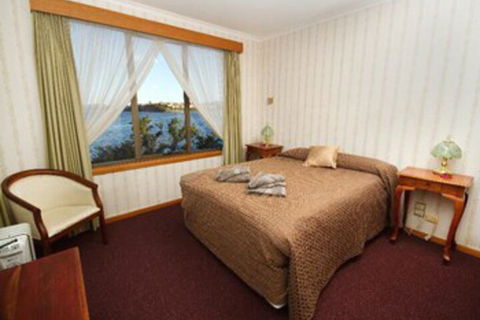 Derwent Retreat - Grafton Accommodation 5