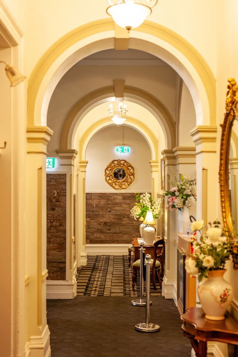 Dukes Inn Northam - Grafton Accommodation 2