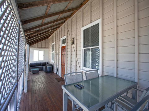 CBD Holiday Home - Grafton Accommodation 6