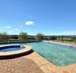 Beggars Bridge Vineyard Homestead w / pool  wifi  tennis  vineyard - Grafton Accommodation