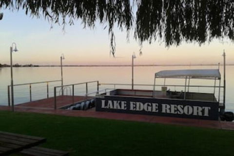Lake Edge Resort - Grafton Accommodation 1