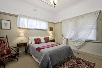 Angobys Of Kyneton - Grafton Accommodation 0