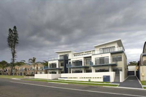 Mollymook Beachfront Executive Apartment - Grafton Accommodation 0