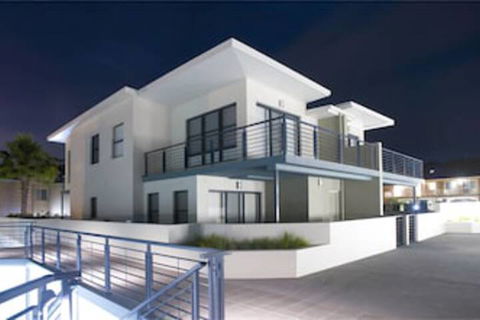 Mollymook Beachfront Executive Apartment - Grafton Accommodation 1