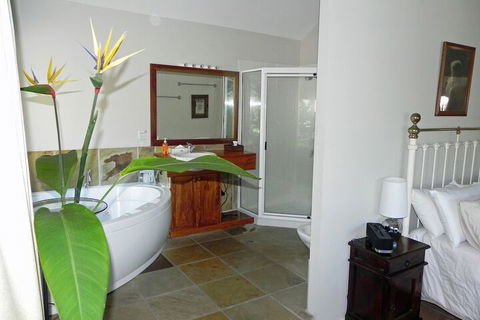 Airlie Waterfront Bed & Breakfast - Grafton Accommodation 5