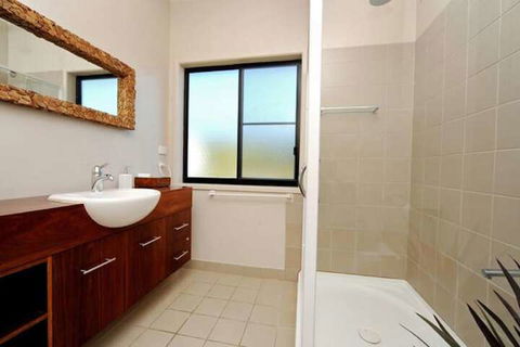 Airlie Waterfront Bed & Breakfast - Grafton Accommodation 7