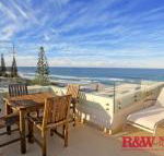 The Beachshack - Grafton Accommodation