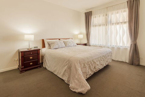Atlantic West Beach Apartments - Grafton Accommodation 7