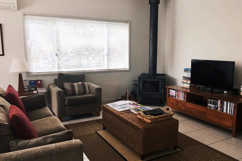 Abalina Cottages, Rotary Drive - Grafton Accommodation 3