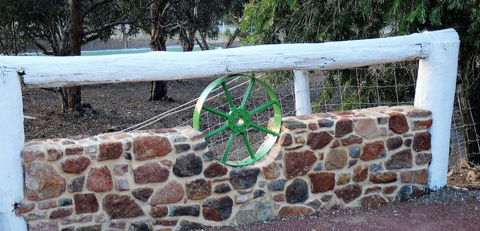Eleebana Guest House - Grafton Accommodation 4