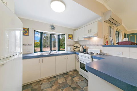 Hillside Country Retreat - Grafton Accommodation 4