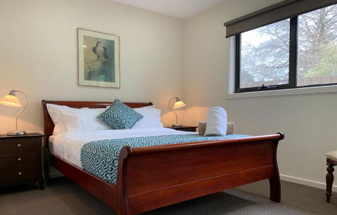 Champagne Stays Apartment - Grafton Accommodation 3