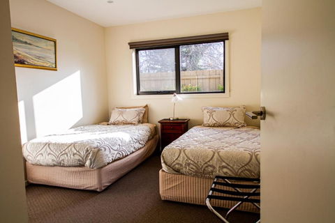 Champagne Stays Apartment - Grafton Accommodation 6