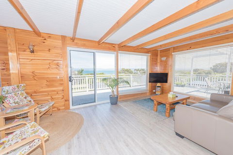 Acacia Cottage - Grafton Accommodation 2