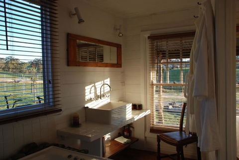 Mancuso Country Cottage Retreat - Grafton Accommodation 3