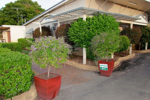 Acacia Motel - Grafton Accommodation 0