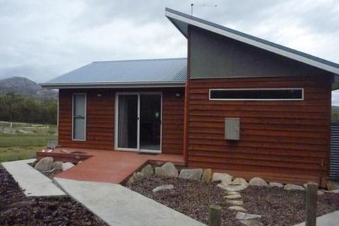 Yakkalla Holiday Cottage - Grafton Accommodation 1