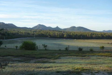 Yakkalla Holiday Cottage - Grafton Accommodation 4