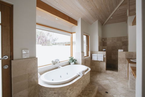 Yallingup Villas - Grafton Accommodation 4